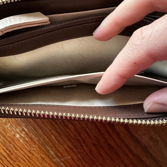 Radley London Zip-Around Matinee Wallet - Picture 5 of 10